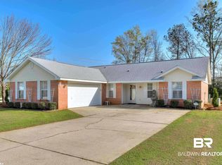 100 Pine Place Dr, Foley, AL 36535