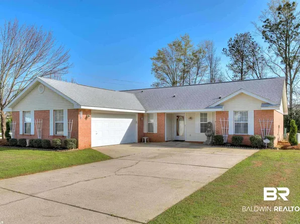 100 Pine Place Dr, Foley, AL 36535