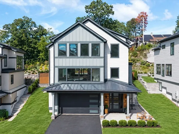 11 Mary Kenny Way, Medford, MA 02155