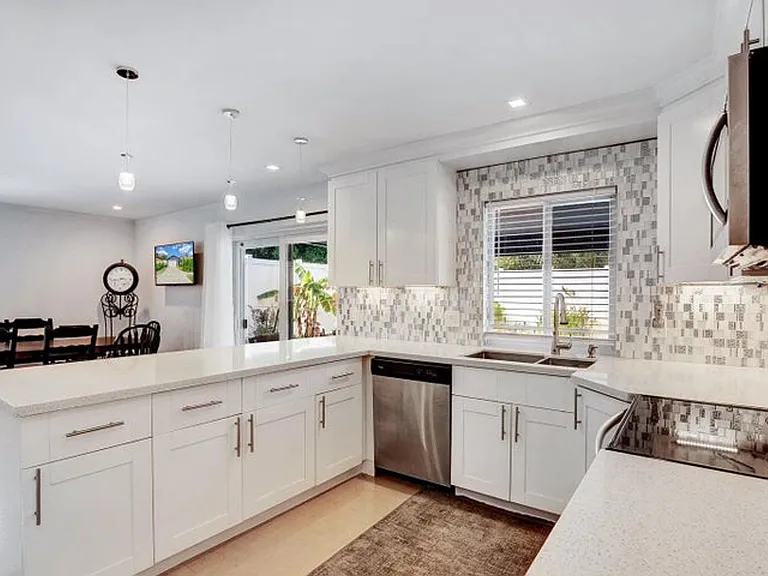 2941 Angler Dr — Photo 3