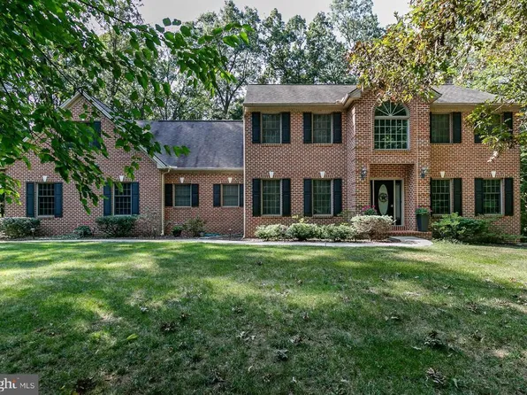1317 Crown Pointe Ct, New Freedom, PA 17349