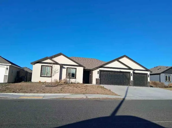 10709 Silverbright Dr, Pasco, WA 99301
