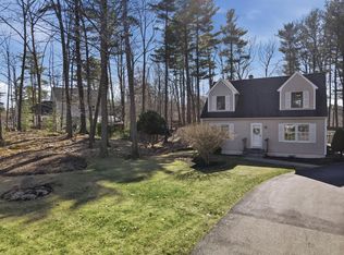 14 Hill Creek Dr, Kittery, ME 03904