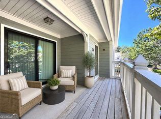 211 Abingdon Way, Sandy Springs, GA 30328