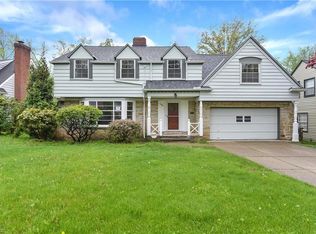 1460 Blackmore Rd, Cleveland Heights, OH 44118