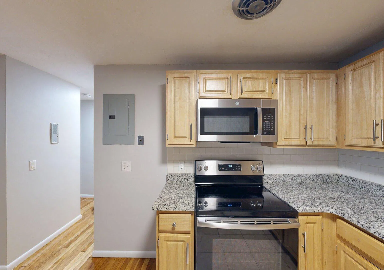 Babcock-Parkman Apartments — Photo 2