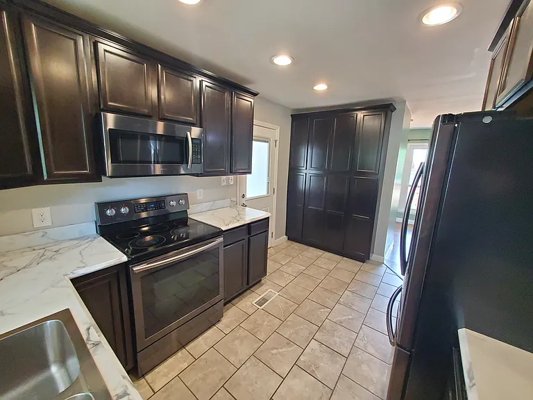 5508 Cliffwood Rd — Photo 12