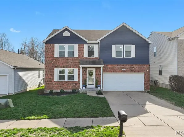 2532 Wintercreek Dr, Belleville, IL 62221