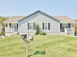 1320 Laurel St, Kearney, MO 64060