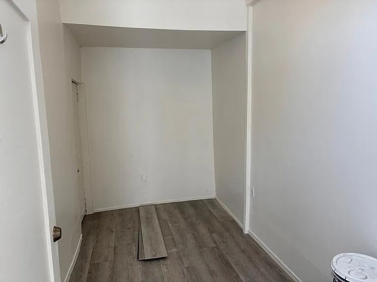 4156 Avalon Blvd — Photo 9