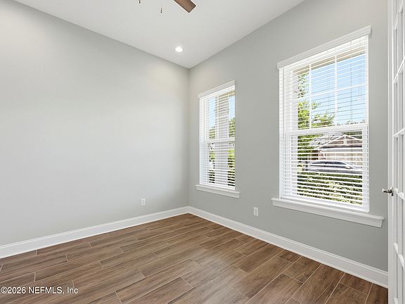 5th image of 152 PINE HAVEN Drive