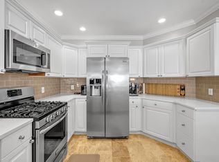 316 The Promenade #316, Edgewater, NJ 07020