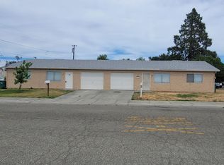 1067 Hoag St, Corning, CA 96021