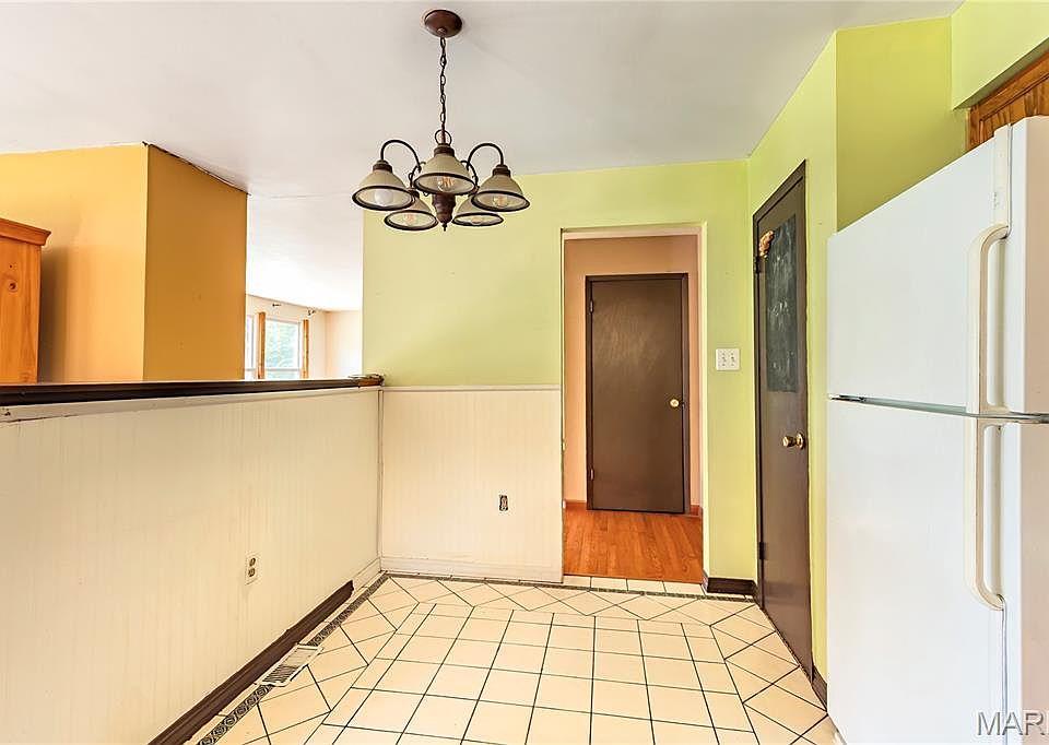 13th image of 71 Shady Oaks Dr