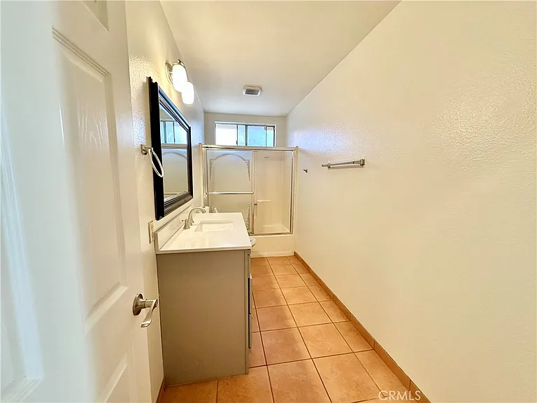18113 Elaine Ave — Photo 11