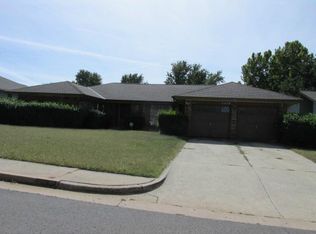 2408 Horse Trail Rd, Edmond, OK 73012