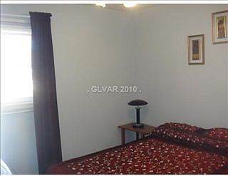 2nd image of 1551 Lorilyn Ave Unit 3