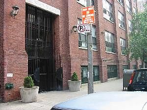 2nd image of 372 Dekalb Ave APT 4H