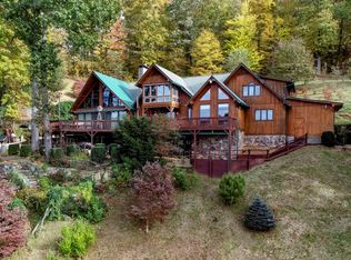 1699 Cabin Flats Rd, Balsam, NC 28779