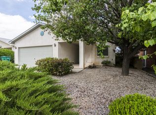 725 Santa Fe Meadows Dr NE, Rio Rancho, NM 87144