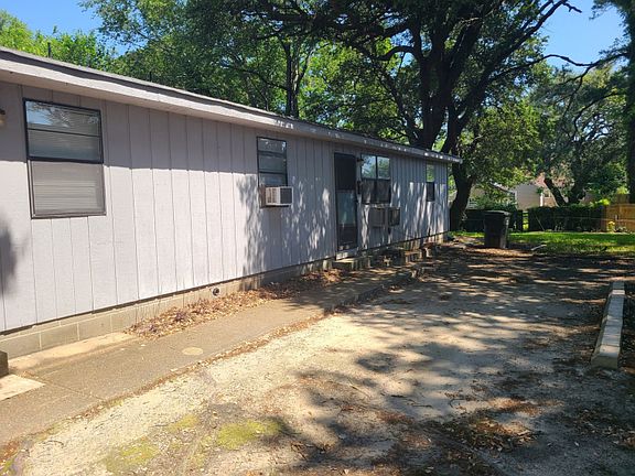 2nd image of 1128 Virgilina Ave Unit B