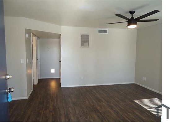3rd image of 2704 E Turney Ave APT 6