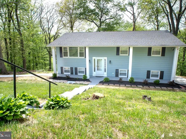 1340 Woodland Dr, Westminster, MD 21157