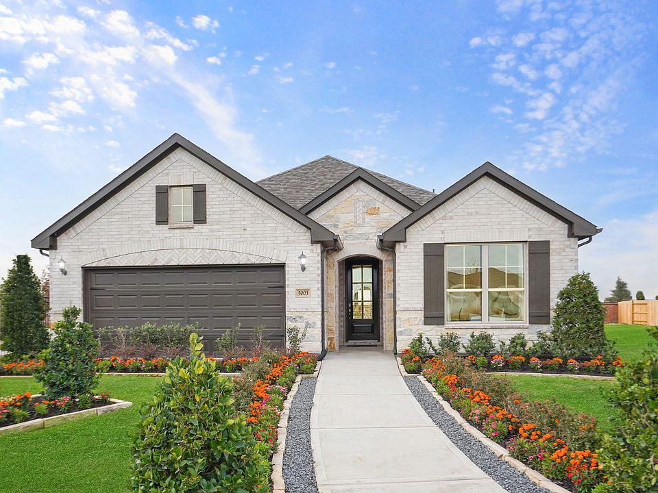 1st image of 405 Burrow Dr