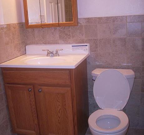 3rd image of 309 N 5th St #3