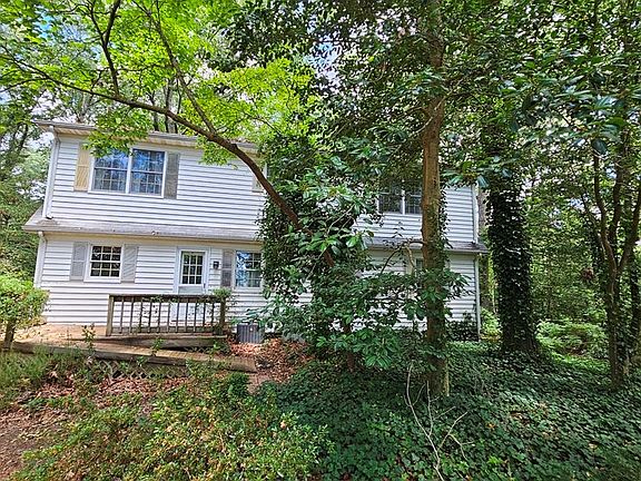 5th image of 35391 Bluff Dr