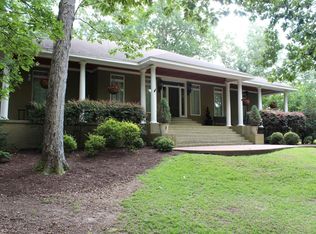 117 Sleepy Hollow Dr, Columbus, MS 39705