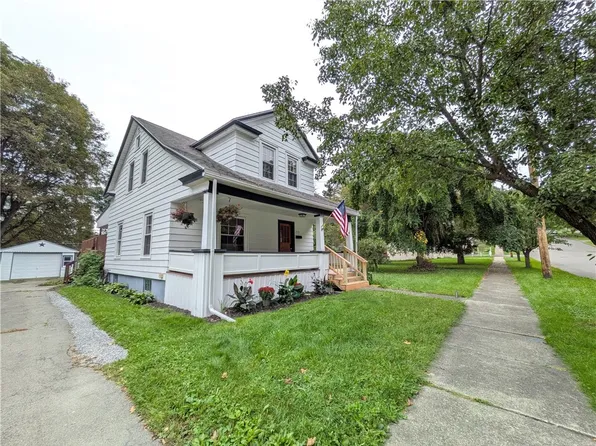 219 W 14th St, Elmira Heights, NY 14903
