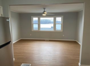 18 N Water St, Athens, NY 12015