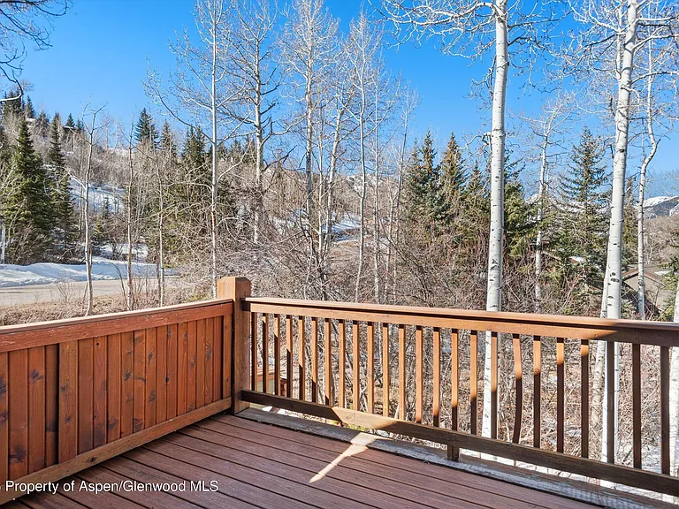 364 Ridge Rd — Photo 47