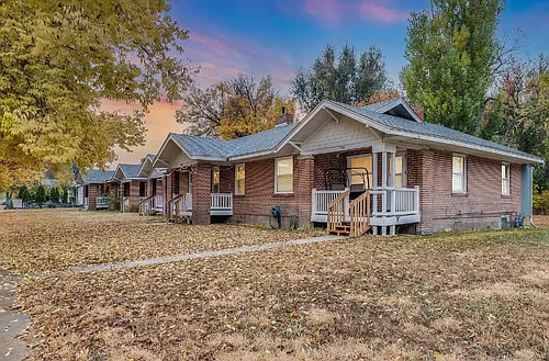 724 Custer St #1 Photo 1
