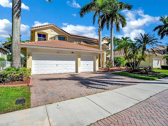 3rd image of 962 Marina Dr