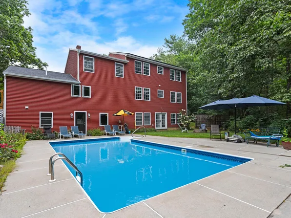 56 Highview Drive, New Gloucester, ME 04260