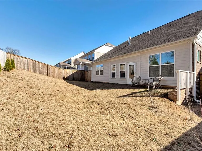 6968 Manchester Dr — Photo 57