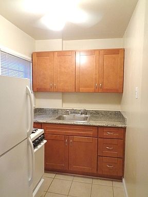 2nd image of 7362 Mesa Dr APT 6