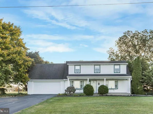 710 W Lexington Rd, Lititz, PA 17543