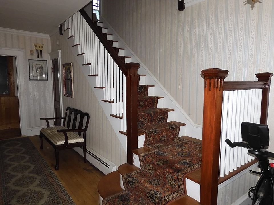 1 Brook St, Methuen, MA 01844 Zillow