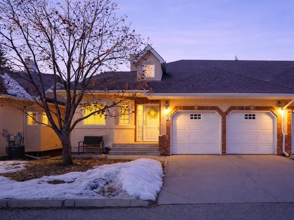 6841 E Coach Hill Rd SW #7, Calgary, AB T3H 3T9