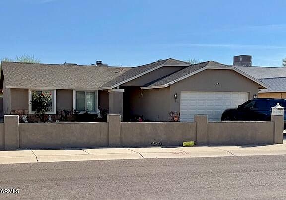 3rd image of 7901 W TUCKEY Lane
