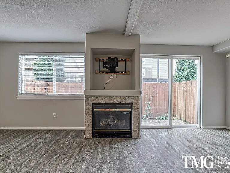 5522 NE 89th Ave — Photo 2