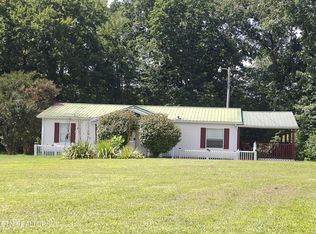 418 Mountain View Rd, Robbins, TN 37852