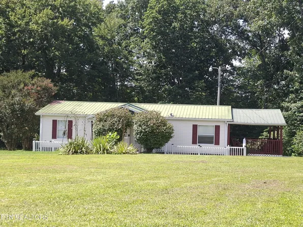 418 Mountain View Rd, Robbins, TN 37852