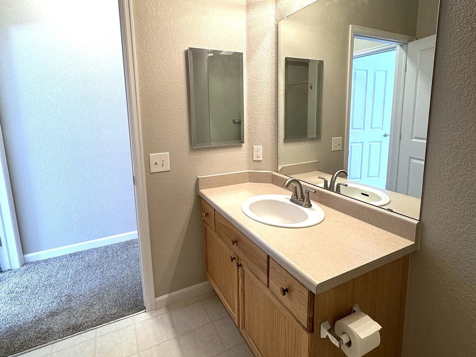 8465 South Holland Way - 1 — Photo 4