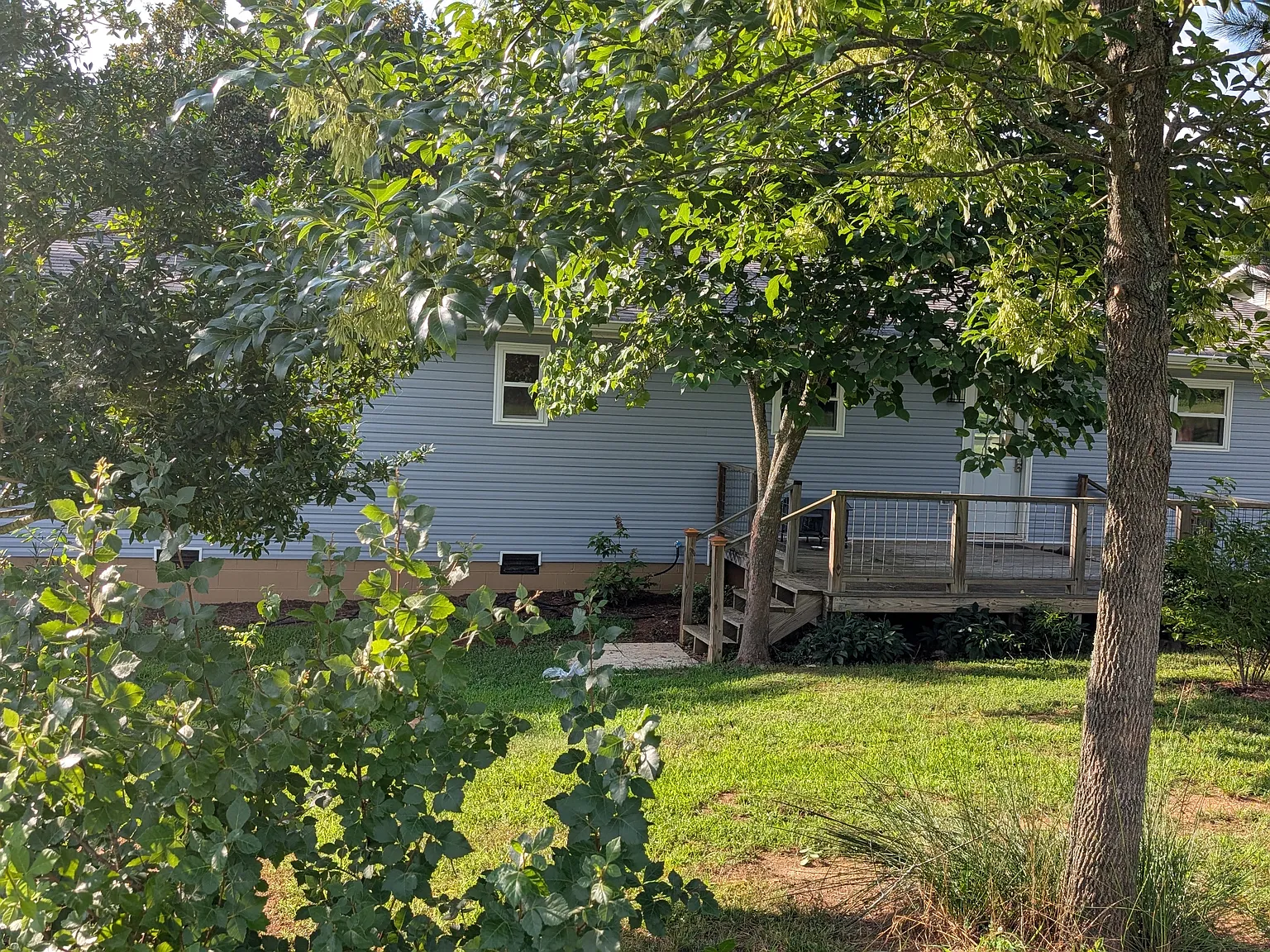 3 bed, 1600 sqft, $2,300 — Photo 3