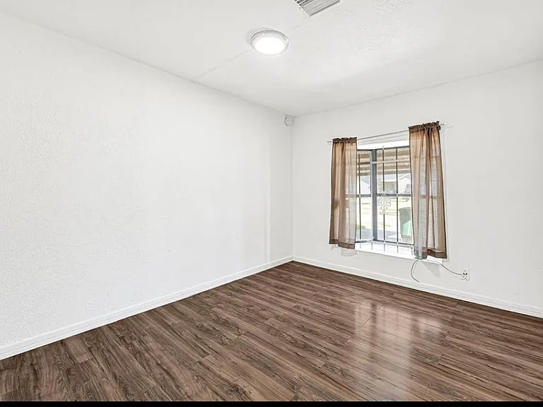 3626 Yosemite St — Photo 11