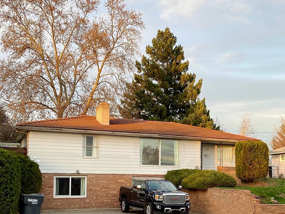 1st image of 535 SE Scenic View Dr